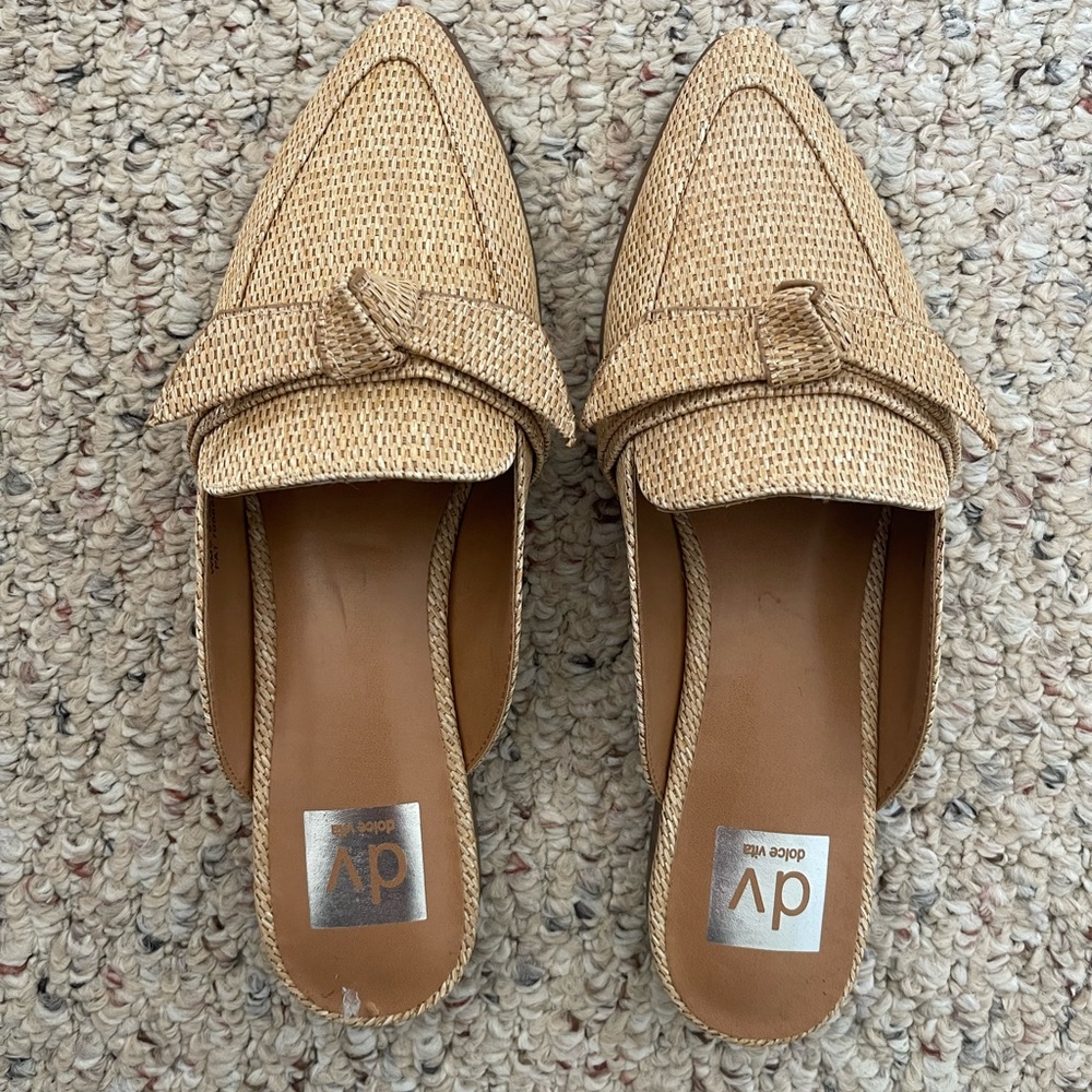 DV by Dolce Vita Tan Woven Pointed-Toe Mules